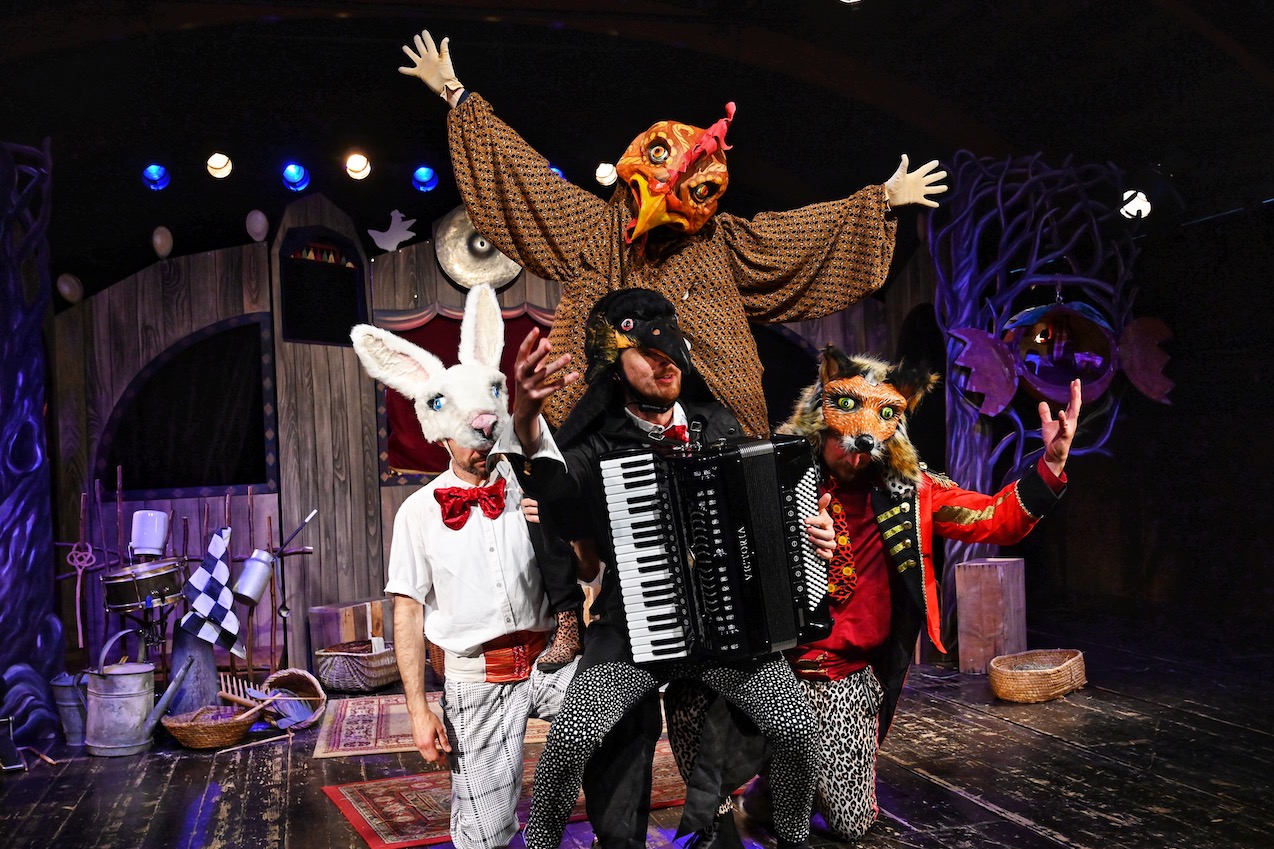 Cirkus Los Animales Fantasticos ~ DBF & LBH