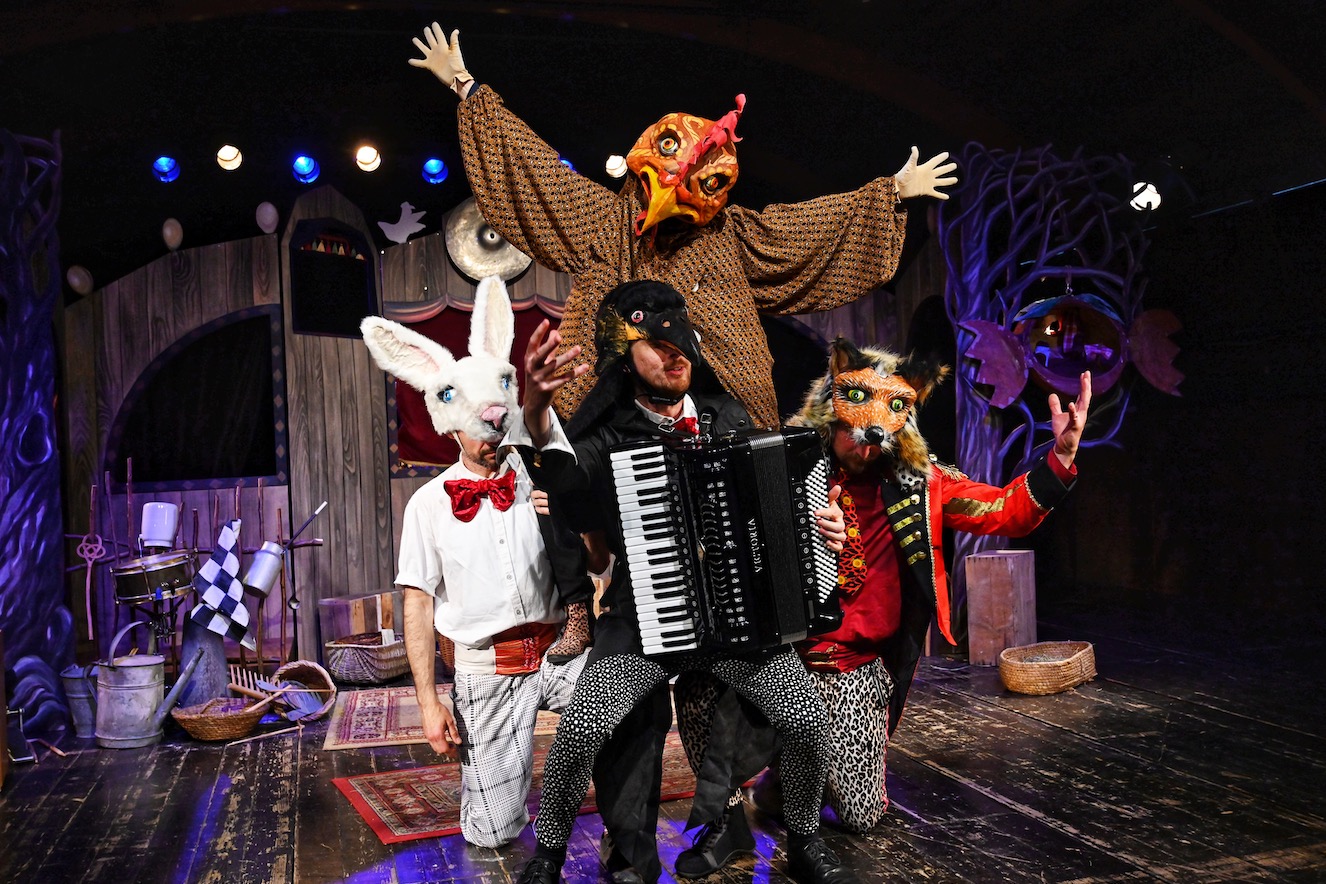 Cirkus Los Animales Fantasticos ~ DBF & LBH